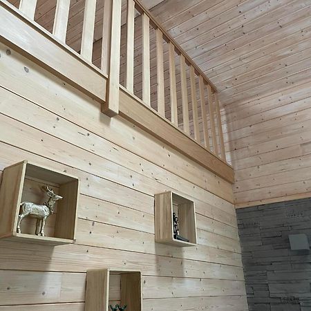 Chalet Tjaffers lodge Durbuy Eksteriør billede