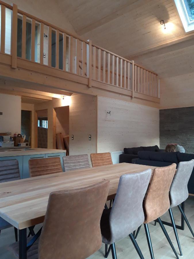 Chalet Tjaffers lodge Durbuy Eksteriør billede